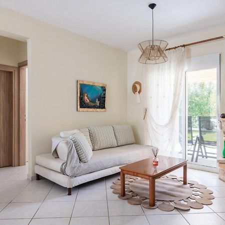 Apartment Next To The Sea 팔랄리아 디오니시우 외부 사진